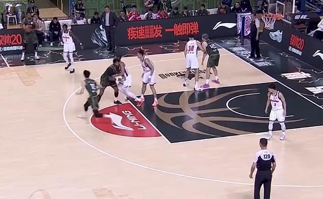 赛事直播-广东激战同曦！焦泊乔觉醒 陈家政太积极 胡明轩回暖